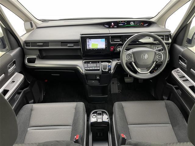 ステップワゴンスパーダ スパーダハイブリッド G ホンダセンシング 純正ナビ バックカメラ 両側パワースライドドア アダプティブクルーズコントロール LEDヘッドライト ビルトインETC 衝突軽減ブレーキ プッシュスタート スマートキー 地デジフルセグ オートライト(12枚目)