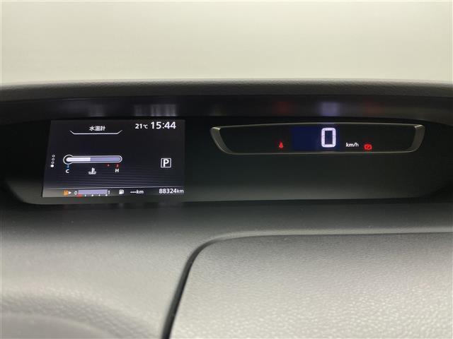 セレナ  純正9インチナビ 純正11フリップダウン 全周囲カメラ パーキングアシスト ビルトインETC LEDヘッドライト クルーズコントロール ドライブレコーダー デジタルインナーミラー コーナーセンサー(29枚目)