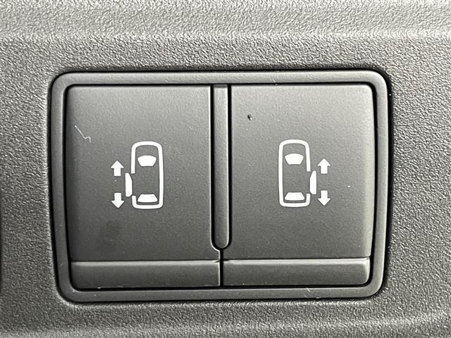 セレナ  純正9インチナビ 純正11フリップダウン 全周囲カメラ パーキングアシスト ビルトインETC LEDヘッドライト クルーズコントロール ドライブレコーダー デジタルインナーミラー コーナーセンサー(38枚目)