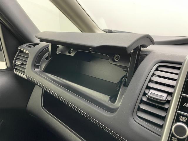 セレナ  純正9インチナビ 純正11フリップダウン 全周囲カメラ パーキングアシスト ビルトインETC LEDヘッドライト クルーズコントロール ドライブレコーダー デジタルインナーミラー コーナーセンサー(44枚目)