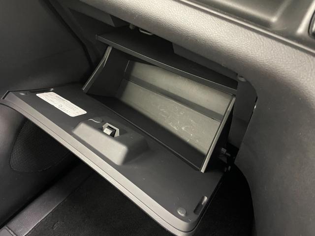 セレナ  純正9インチナビ 純正11フリップダウン 全周囲カメラ パーキングアシスト ビルトインETC LEDヘッドライト クルーズコントロール ドライブレコーダー デジタルインナーミラー コーナーセンサー(45枚目)