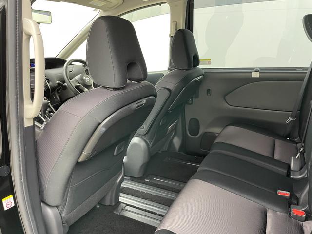 セレナ  純正9インチナビ 純正11フリップダウン 全周囲カメラ パーキングアシスト ビルトインETC LEDヘッドライト クルーズコントロール ドライブレコーダー デジタルインナーミラー コーナーセンサー(55枚目)