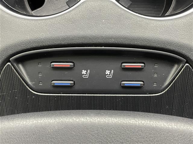 ハリアーハイブリッド Z レザーパッケージ 調光パノラマルーフ パノラミックビューモニター JBLサウンド ブラインドスポットモニター ヘッドアップディスプレイ ビルトインETC2.0 レーダークルーズコントロール デジタルインナーミラー(4枚目)