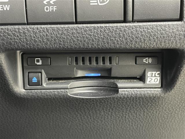 ハリアーハイブリッド Z レザーパッケージ 調光パノラマルーフ パノラミックビューモニター JBLサウンド ブラインドスポットモニター ヘッドアップディスプレイ ビルトインETC2.0 レーダークルーズコントロール デジタルインナーミラー(5枚目)