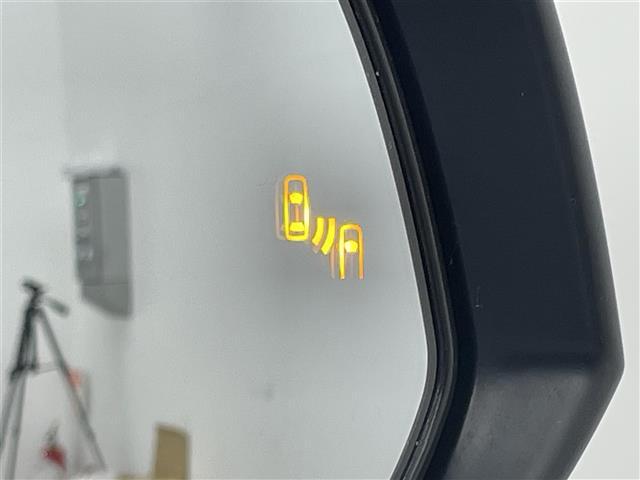 ハリアーハイブリッド Z レザーパッケージ 調光パノラマルーフ パノラミックビューモニター JBLサウンド ブラインドスポットモニター ヘッドアップディスプレイ ビルトインETC2.0 レーダークルーズコントロール デジタルインナーミラー(7枚目)