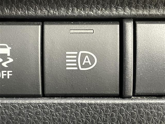 ハリアーハイブリッド Z レザーパッケージ 調光パノラマルーフ パノラミックビューモニター JBLサウンド ブラインドスポットモニター ヘッドアップディスプレイ ビルトインETC2.0 レーダークルーズコントロール デジタルインナーミラー(28枚目)