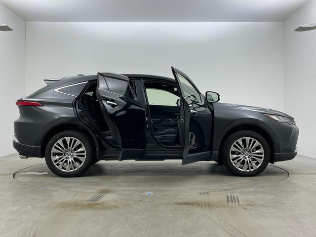 ハリアーハイブリッド Z レザーパッケージ 調光パノラマルーフ パノラミックビューモニター JBLサウンド ブラインドスポットモニター ヘッドアップディスプレイ ビルトインETC2.0 レーダークルーズコントロール デジタルインナーミラー(68枚目)