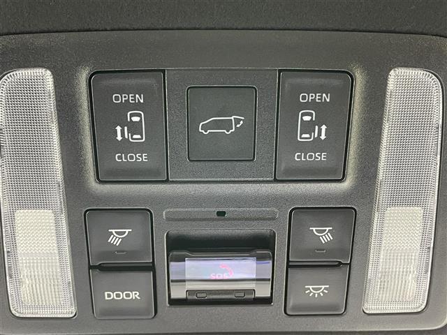 ノア ハイブリッドＳ－Ｚ　純正１０．５インチナビ　純正１４インチフリップダウンモニター　快適利便パッケージ　パワーバックドア　両側パワースライドドア　シートヒーター　ステアリングヒーター　ビルトインＥＴＣ２．０　ＤＶＤ再生（6枚目）