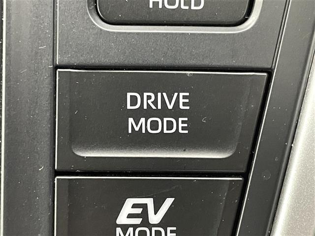 ノア ハイブリッドＳ－Ｚ　純正１０．５インチナビ　純正１４インチフリップダウンモニター　快適利便パッケージ　パワーバックドア　両側パワースライドドア　シートヒーター　ステアリングヒーター　ビルトインＥＴＣ２．０　ＤＶＤ再生（38枚目）