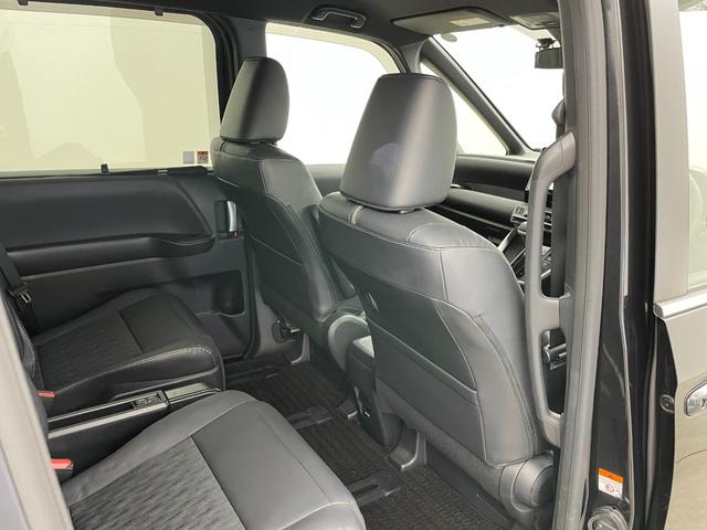 ノア ハイブリッドＳ－Ｚ　純正１０．５インチナビ　純正１４インチフリップダウンモニター　快適利便パッケージ　パワーバックドア　両側パワースライドドア　シートヒーター　ステアリングヒーター　ビルトインＥＴＣ２．０　ＤＶＤ再生（53枚目）