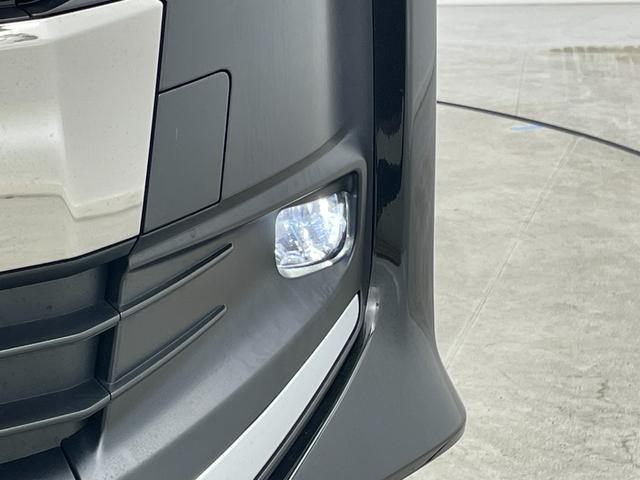 ノア ハイブリッドＳ－Ｚ　純正１０．５インチナビ　純正１４インチフリップダウンモニター　快適利便パッケージ　パワーバックドア　両側パワースライドドア　シートヒーター　ステアリングヒーター　ビルトインＥＴＣ２．０　ＤＶＤ再生（64枚目）