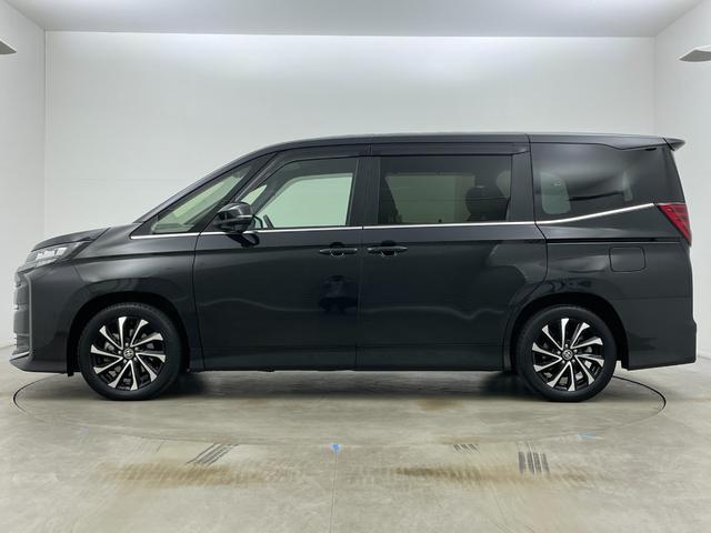 ノア ハイブリッドＳ－Ｚ　純正１０．５インチナビ　純正１４インチフリップダウンモニター　快適利便パッケージ　パワーバックドア　両側パワースライドドア　シートヒーター　ステアリングヒーター　ビルトインＥＴＣ２．０　ＤＶＤ再生（69枚目）