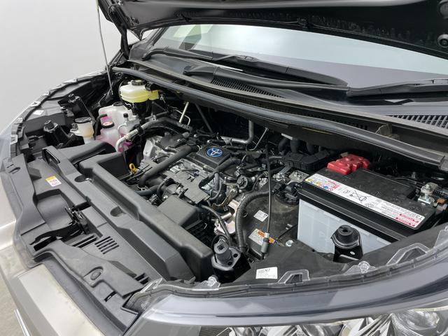 ノア ハイブリッドＳ－Ｚ　純正１０．５インチナビ　純正１４インチフリップダウンモニター　快適利便パッケージ　パワーバックドア　両側パワースライドドア　シートヒーター　ステアリングヒーター　ビルトインＥＴＣ２．０　ＤＶＤ再生（75枚目）