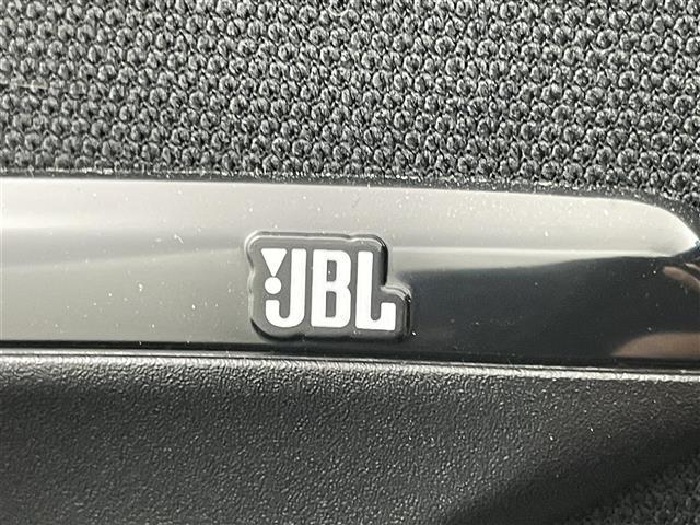 ハリアーハイブリッド Ｚ　レザーパッケージ　ＧＲエアロ　パノラミックビューモニター　純正１２．３インチナビ　ＪＢＬサウンド　シートヒーター　ベンチレーション　パワーバックドア　デジタルインナーミラー　ビルトインＥＴＣ２．０　ドライブレコーダー（7枚目）