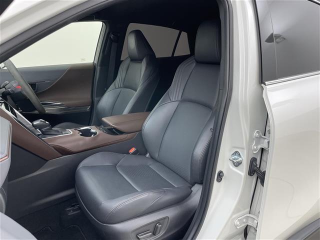 ハリアーハイブリッド Ｚ　レザーパッケージ　ＧＲエアロ　パノラミックビューモニター　純正１２．３インチナビ　ＪＢＬサウンド　シートヒーター　ベンチレーション　パワーバックドア　デジタルインナーミラー　ビルトインＥＴＣ２．０　ドライブレコーダー（11枚目）