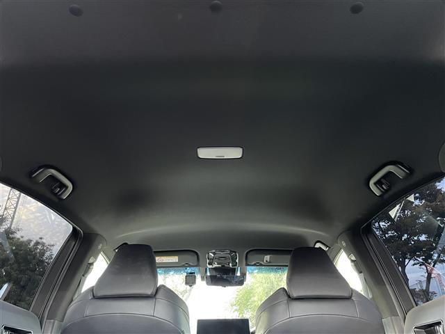 ハリアーハイブリッド Ｚ　レザーパッケージ　ＧＲエアロ　パノラミックビューモニター　純正１２．３インチナビ　ＪＢＬサウンド　シートヒーター　ベンチレーション　パワーバックドア　デジタルインナーミラー　ビルトインＥＴＣ２．０　ドライブレコーダー（13枚目）