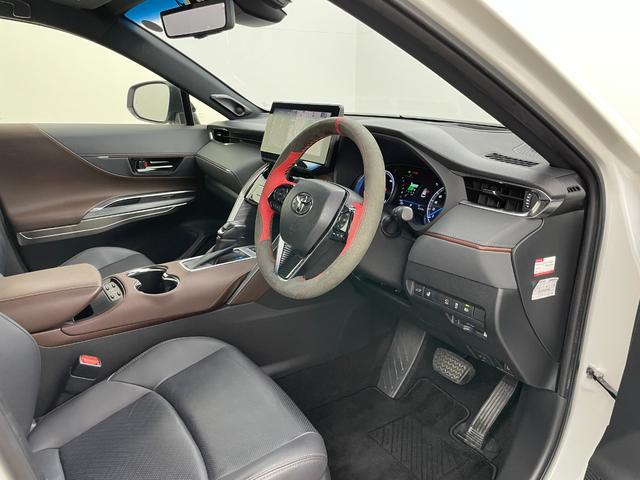 ハリアーハイブリッド Ｚ　レザーパッケージ　ＧＲエアロ　パノラミックビューモニター　純正１２．３インチナビ　ＪＢＬサウンド　シートヒーター　ベンチレーション　パワーバックドア　デジタルインナーミラー　ビルトインＥＴＣ２．０　ドライブレコーダー（51枚目）