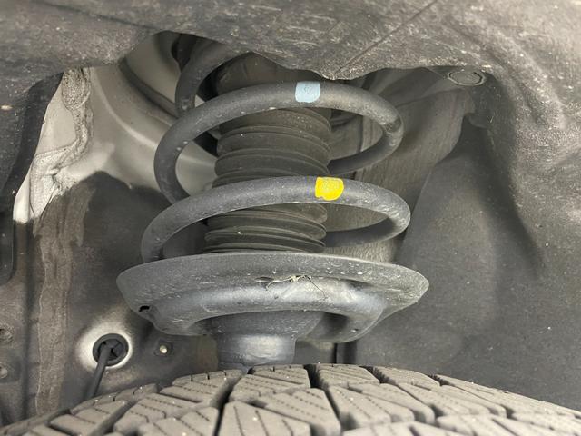 ハリアーハイブリッド Ｚ　レザーパッケージ　ＧＲエアロ　パノラミックビューモニター　純正１２．３インチナビ　ＪＢＬサウンド　シートヒーター　ベンチレーション　パワーバックドア　デジタルインナーミラー　ビルトインＥＴＣ２．０　ドライブレコーダー（77枚目）