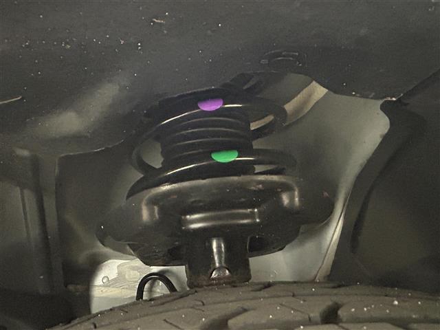 ノート X 純正9インチディスプレイオーディオ バックカメラ アダプティブLEDランプ 地デジフルセグTV エマージェンシーブレーキ コーナーセンサー プッシュスタート スマートキー ETC オートライト(22枚目)