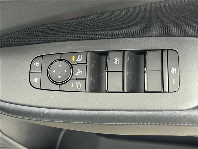 ノート X 純正9インチディスプレイオーディオ バックカメラ アダプティブLEDランプ 地デジフルセグTV エマージェンシーブレーキ コーナーセンサー プッシュスタート スマートキー ETC オートライト(36枚目)