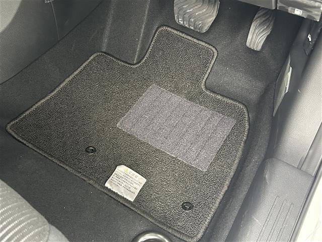 ノート X 純正9インチディスプレイオーディオ バックカメラ アダプティブLEDランプ 地デジフルセグTV エマージェンシーブレーキ コーナーセンサー プッシュスタート スマートキー ETC オートライト(41枚目)