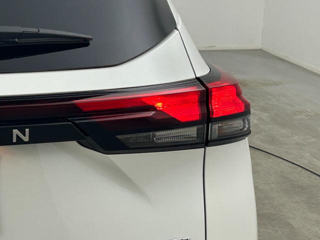 ノート X 純正9インチディスプレイオーディオ バックカメラ アダプティブLEDランプ 地デジフルセグTV エマージェンシーブレーキ コーナーセンサー プッシュスタート スマートキー ETC オートライト(73枚目)