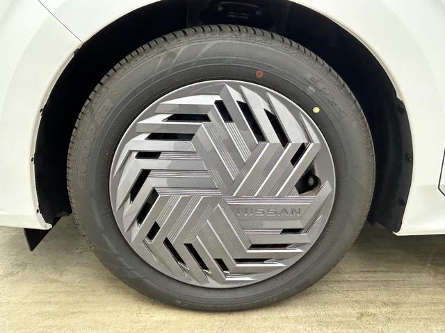 ノート X 純正9インチディスプレイオーディオ バックカメラ アダプティブLEDランプ 地デジフルセグTV エマージェンシーブレーキ コーナーセンサー プッシュスタート スマートキー ETC オートライト(76枚目)