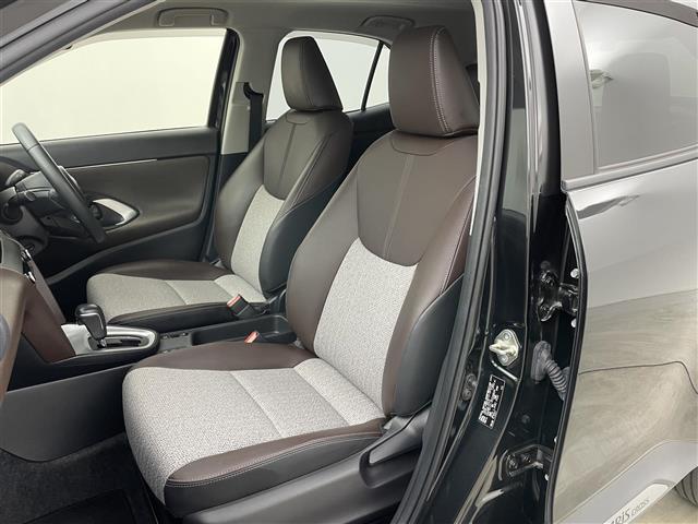 ヤリスクロス Ｚ　ディスプレイオーディオ　全方位カメラ　ビルトインＥＴＣ　シートヒーター　ＬＥＤヘッドライト　レーダークルーズコントロール　ドライブレコーダー　ブラインドスポットモニター　コーナーセンサー　パワーシート（11枚目）