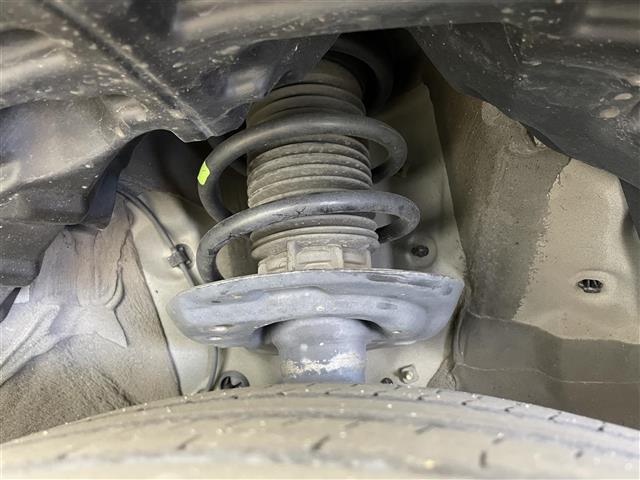 ヤリスクロス Ｚ　ディスプレイオーディオ　全方位カメラ　ビルトインＥＴＣ　シートヒーター　ＬＥＤヘッドライト　レーダークルーズコントロール　ドライブレコーダー　ブラインドスポットモニター　コーナーセンサー　パワーシート（22枚目）