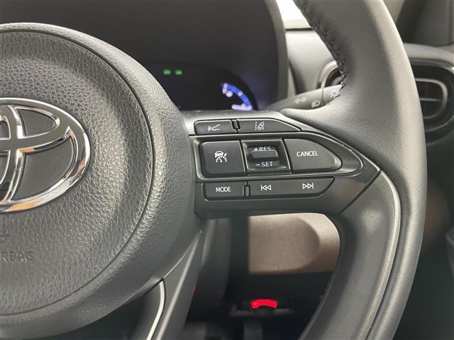 ヤリスクロス Ｚ　ディスプレイオーディオ　全方位カメラ　ビルトインＥＴＣ　シートヒーター　ＬＥＤヘッドライト　レーダークルーズコントロール　ドライブレコーダー　ブラインドスポットモニター　コーナーセンサー　パワーシート（26枚目）