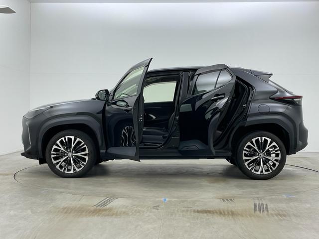 ヤリスクロス Ｚ　ディスプレイオーディオ　全方位カメラ　ビルトインＥＴＣ　シートヒーター　ＬＥＤヘッドライト　レーダークルーズコントロール　ドライブレコーダー　ブラインドスポットモニター　コーナーセンサー　パワーシート（70枚目）