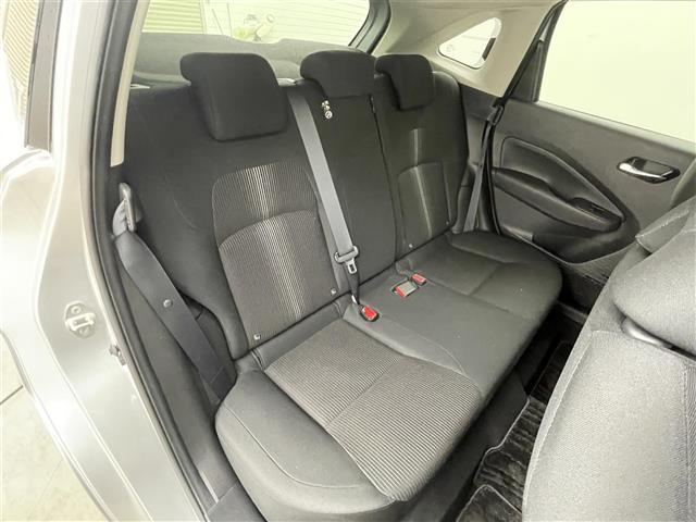 ノート Ｘ　純正９インチナビ　アラウンドビューモニター　デジタルインナーミラー　ＥＴＣ　ドライブレコーダー　ＬＥＤヘッドライト　エマージェンシーブレーキ　オートブレーキホールド　電動パーキング　ドアバイザー（9枚目）