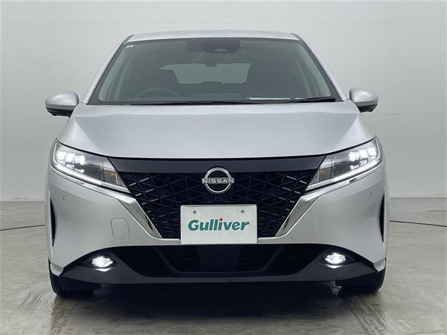 ノート Ｘ　純正９インチナビ　アラウンドビューモニター　デジタルインナーミラー　ＥＴＣ　ドライブレコーダー　ＬＥＤヘッドライト　エマージェンシーブレーキ　オートブレーキホールド　電動パーキング　ドアバイザー（17枚目）