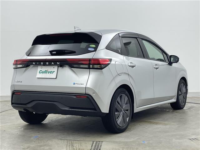 ノート Ｘ　純正９インチナビ　アラウンドビューモニター　デジタルインナーミラー　ＥＴＣ　ドライブレコーダー　ＬＥＤヘッドライト　エマージェンシーブレーキ　オートブレーキホールド　電動パーキング　ドアバイザー（20枚目）