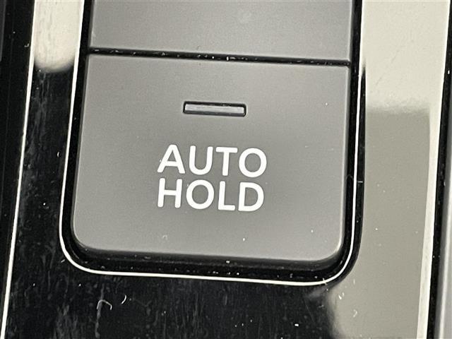 ノート Ｘ　純正９インチナビ　アラウンドビューモニター　デジタルインナーミラー　ＥＴＣ　ドライブレコーダー　ＬＥＤヘッドライト　エマージェンシーブレーキ　オートブレーキホールド　電動パーキング　ドアバイザー（39枚目）