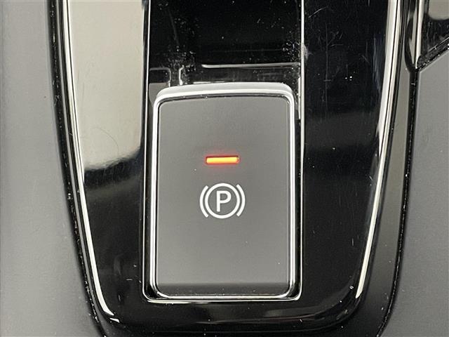 ノート Ｘ　純正９インチナビ　アラウンドビューモニター　デジタルインナーミラー　ＥＴＣ　ドライブレコーダー　ＬＥＤヘッドライト　エマージェンシーブレーキ　オートブレーキホールド　電動パーキング　ドアバイザー（40枚目）