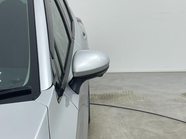 ノート Ｘ　純正９インチナビ　アラウンドビューモニター　デジタルインナーミラー　ＥＴＣ　ドライブレコーダー　ＬＥＤヘッドライト　エマージェンシーブレーキ　オートブレーキホールド　電動パーキング　ドアバイザー（59枚目）