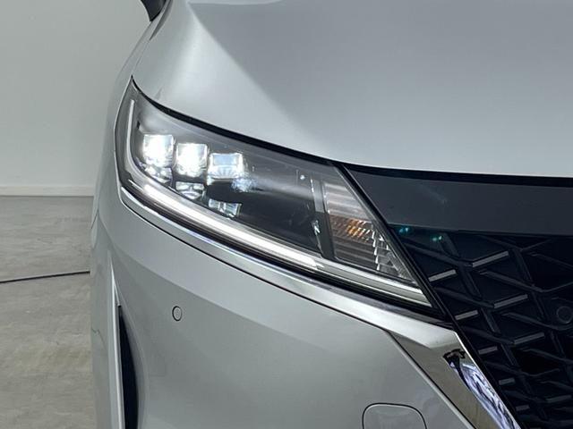 ノート Ｘ　純正９インチナビ　アラウンドビューモニター　デジタルインナーミラー　ＥＴＣ　ドライブレコーダー　ＬＥＤヘッドライト　エマージェンシーブレーキ　オートブレーキホールド　電動パーキング　ドアバイザー（62枚目）