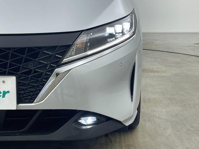 ノート Ｘ　純正９インチナビ　アラウンドビューモニター　デジタルインナーミラー　ＥＴＣ　ドライブレコーダー　ＬＥＤヘッドライト　エマージェンシーブレーキ　オートブレーキホールド　電動パーキング　ドアバイザー（66枚目）