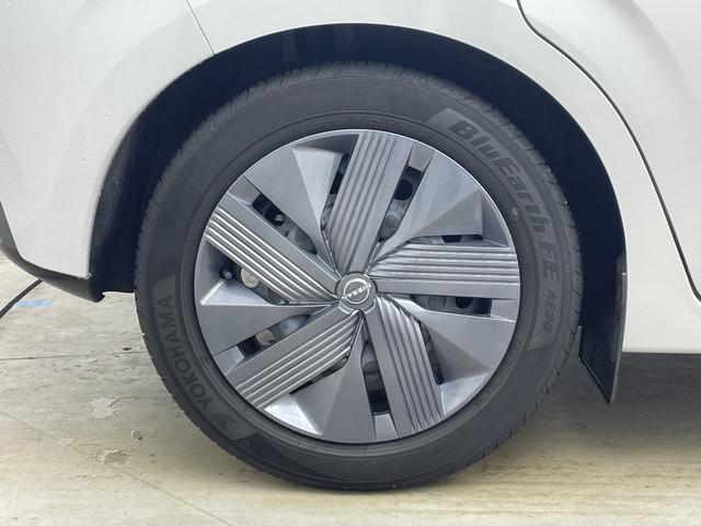 ノート Ｘ　純正９インチナビ　アラウンドビューモニター　デジタルインナーミラー　ＥＴＣ　ドライブレコーダー　ＬＥＤヘッドライト　エマージェンシーブレーキ　オートブレーキホールド　電動パーキング　ドアバイザー（76枚目）