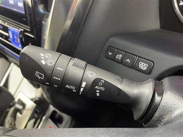 ヴェルファイア 2.5Z Gエディション ALPINE10インチナビ ALPINE12.8インチフリップダウンモニター ALPINEサウンドシステム ハーフレザーシート パワーシート パワーバックドア ETC トヨタセーフティーセンス(28枚目)