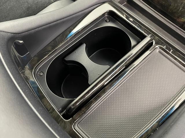 ヴェルファイア 2.5Z Gエディション ALPINE10インチナビ ALPINE12.8インチフリップダウンモニター ALPINEサウンドシステム ハーフレザーシート パワーシート パワーバックドア ETC トヨタセーフティーセンス(44枚目)