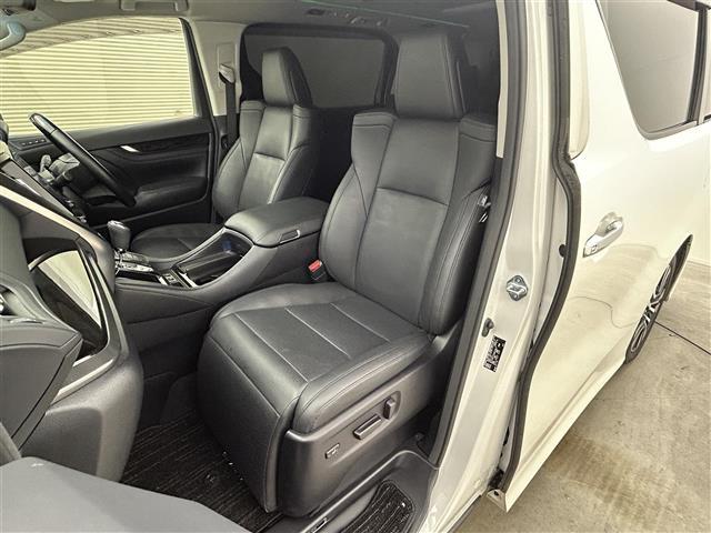 アルファード 2.5S Cパッケージ サンルーフ フリップダウンモニター デジタルインナーミラー 純正ナビ LEDヘッドライト レーダークルーズコントロール 衝突軽減ブレーキ 両側パワースライド パワーシート ステアリングヒーター ETC(11枚目)