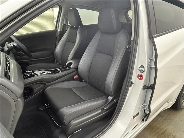 【助手席】『助手席周辺』の画像になります。写真の内容に関してご不明点、ご質問等がございましたらお気軽にガリバー店舗までお問い合わせください。