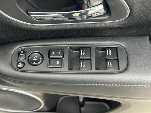 【窓操作部】『窓周辺／窓周辺装備』の画像になります。写真の内容に関してご不明点、ご質問等がございましたらお気軽にガリバー店舗までお問い合わせください。