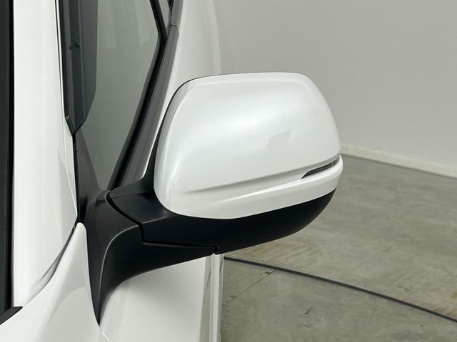 【ドアミラー】『外装：ドアミラー周辺』の画像になります。写真の内容に関してご不明点、ご質問等がございましたらお気軽にガリバー店舗までお問い合わせください。
