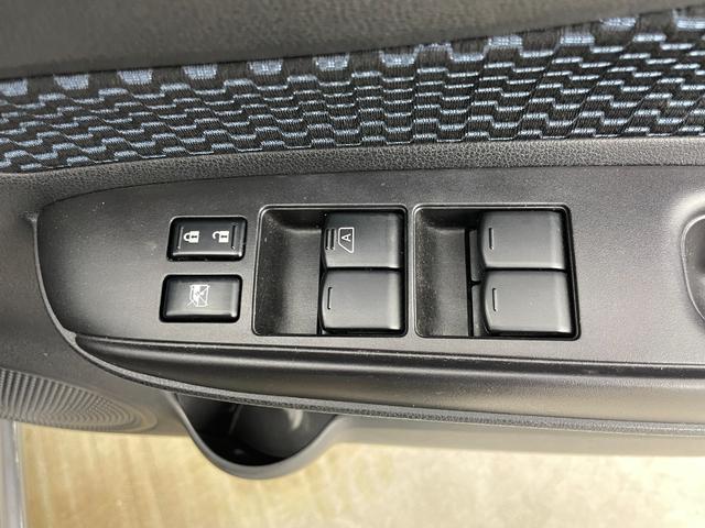 ノート Ｘ　ＤＩＧ－Ｓ　Ｖセレクション＋セーフティＩＩ　純正ナビ　全方位カメラ　ＬＥＤヘッドライト　ＥＴＣ　衝突軽減ブレーキシステム　社外１４インチアルミ　コーナーセンサー　スマートキー　プッシュスタート　ＵＳＢ接続　フルセグＴＶ　Ｂｌｕｅｔｏｏｔｈ（45枚目）