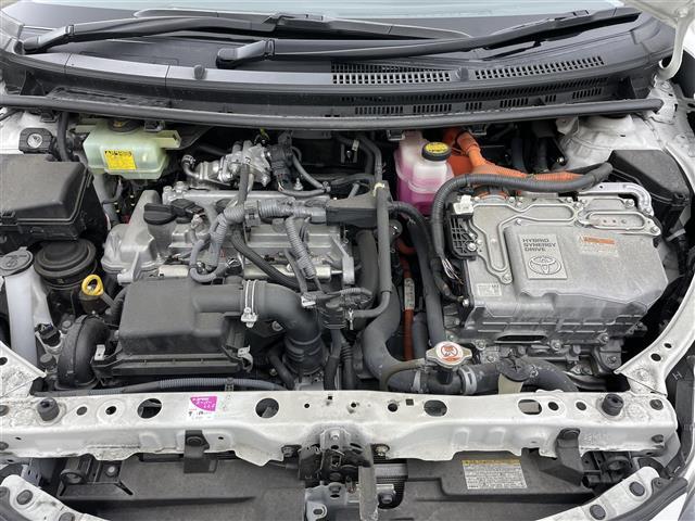 アクア S スタイルブラック 純正ナビ バックカメラ ビルトインETC LEDヘッドライト フォグライト 純正フロアマット 社外アルミホイール スマートキー プッシュスタート アイドリングストップ 横滑り防止機能 オートエアコン(20枚目)