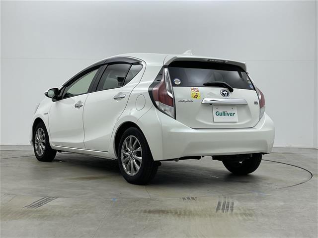 アクア S スタイルブラック 純正ナビ バックカメラ ビルトインETC LEDヘッドライト フォグライト 純正フロアマット 社外アルミホイール スマートキー プッシュスタート アイドリングストップ 横滑り防止機能 オートエアコン(43枚目)