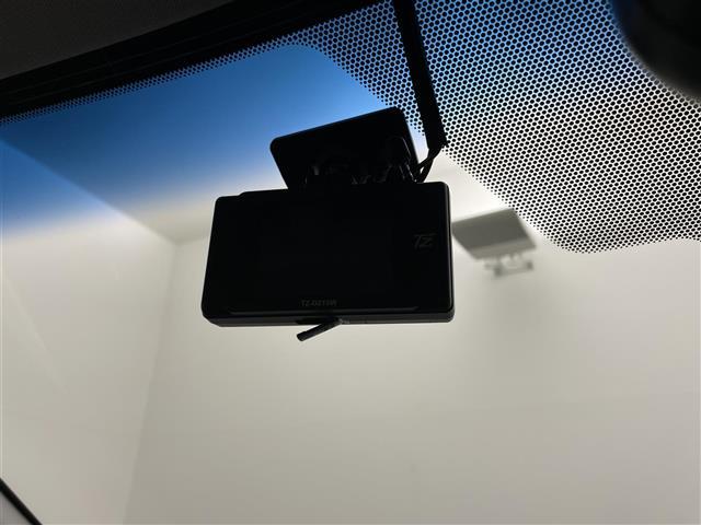 カムリ G モデリスタエアロ パノラミックビューモニター 純正9インチディスプレイオーディオ レーダークルーズコントロール ブラインドスポットモニター パワーシート 前後ドライブレコーダー 純正アルミ 衝突軽減(6枚目)